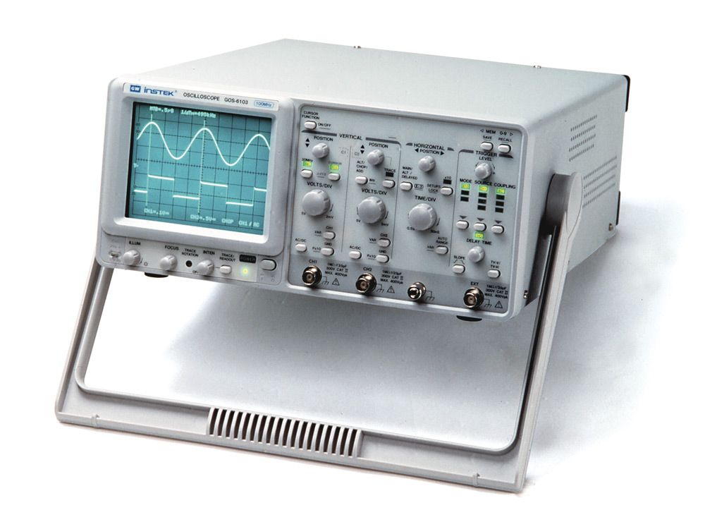 Аналоговый осциллограф фото
