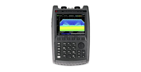Портативный СВЧ-анализатор спектра Keysight FieldFox N9962B