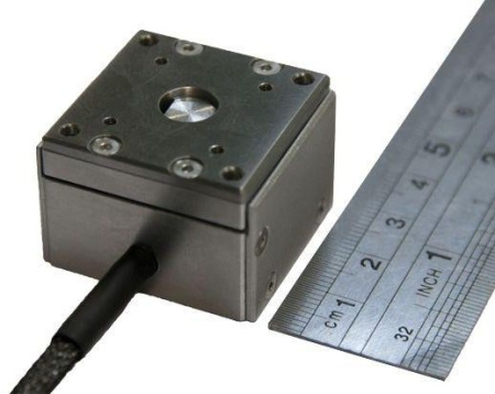 Нанопозиционер Standa 8NTS-XYZ-200-A