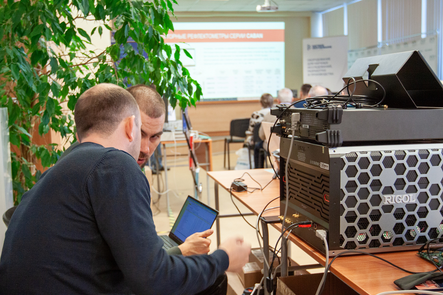 Итоги семинара «Актуальные решения в области радиоэлектронных измерений» Итоги семинара «Актуальные решения в области радиоэлектронных измерений»