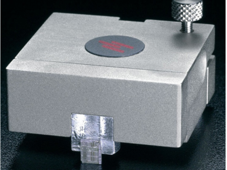 Устройство для ручного точного снятия материала Struers Tripod Устройство для ручного точного снятия материала Struers Tripod