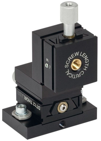 Транслятор на основе конструкции "ласточкин хвост" Thorlabs DT12XZ