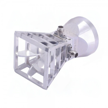 Антенна рупорная широкополосная с двойной поляризацией A-INFO LB-SJ-50500-2.4F