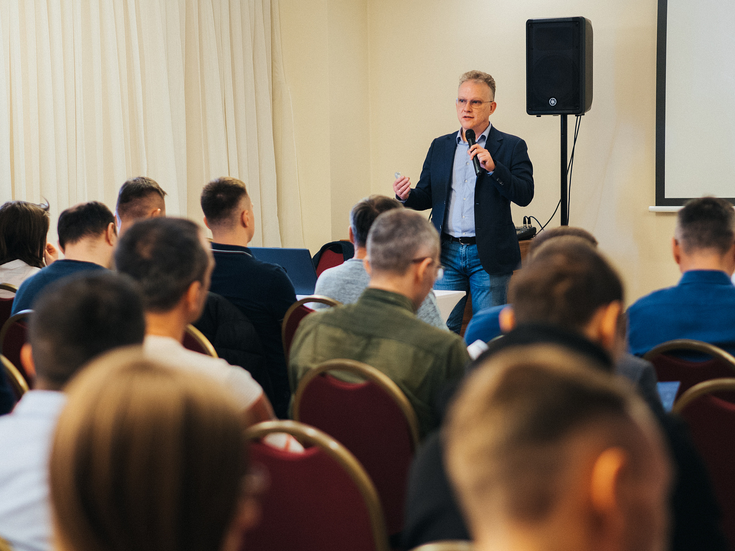 В Красноярске прошёл семинар ГК «Научное оборудование»