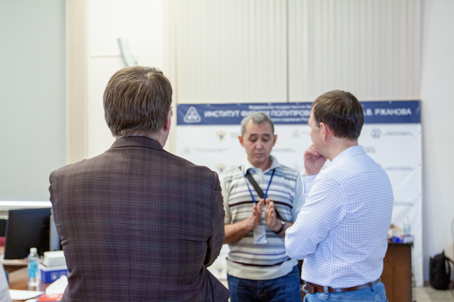 Итоги семинара «Измерение ВЧ- и СВЧ-характеристик в коаксиальном тракте и на пластинах»