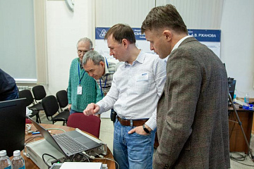 Итоги семинара «Измерение ВЧ- и СВЧ-характеристик в коаксиальном тракте и на пластинах»