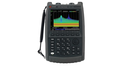 Портативный комбинированный СВЧ-анализатор Keysight FieldFox N9918B