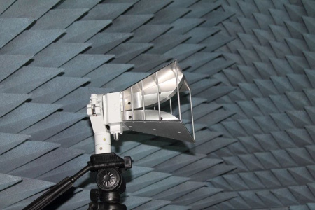 Антенна измерительная рупорная СКАРД П6-123 (SMA) Антенна измерительная рупорная СКАРД П6-123 (SMA)