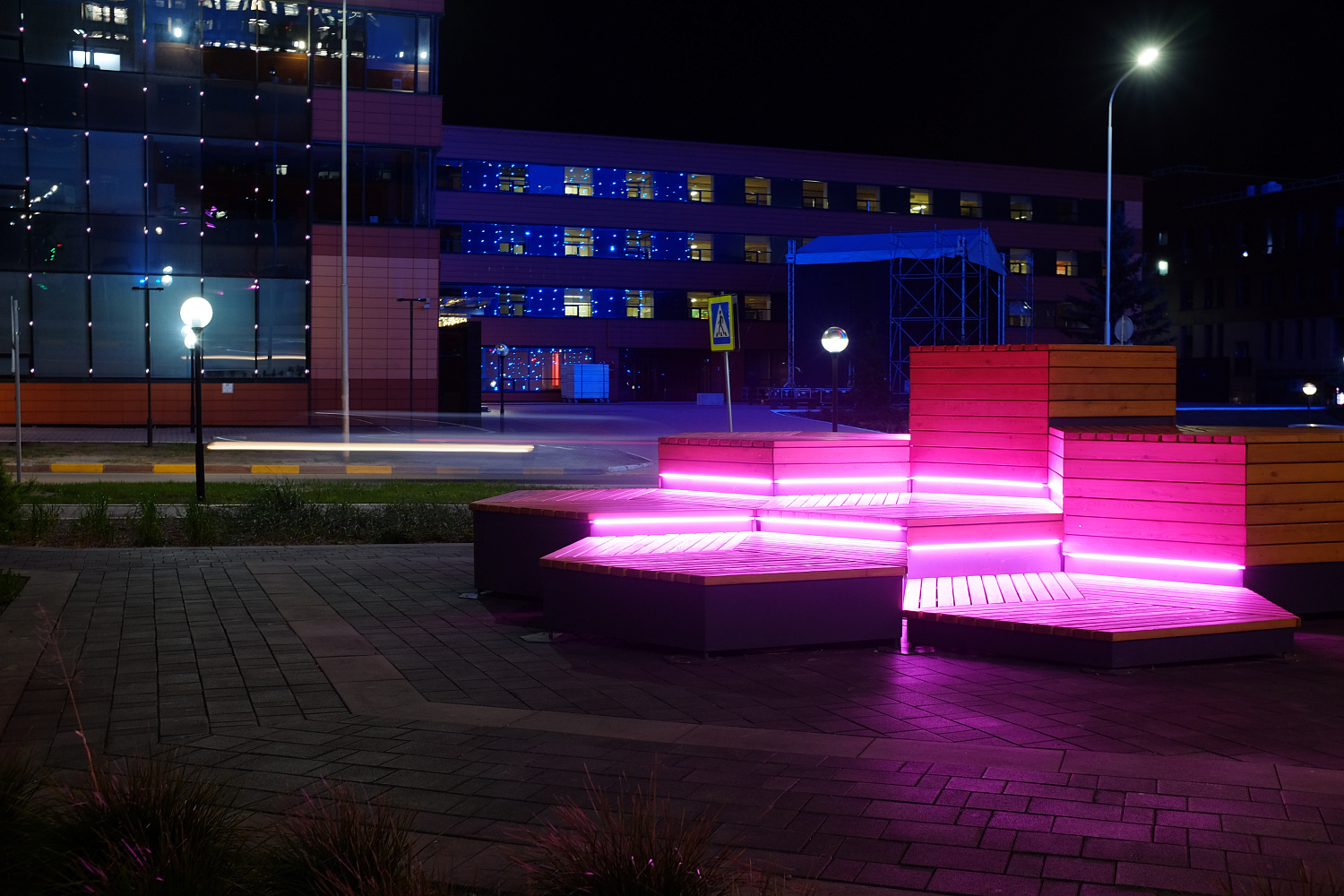 Новый сайнс-арт-объект «Научные ступени» 