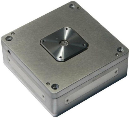 Нанопозиционер Standa 8NTS-XYZ-200