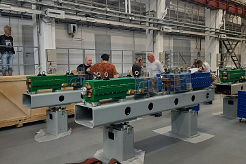 Началась сборка первых сегментов синхротрона-бустера ЦКП «СКИФ»