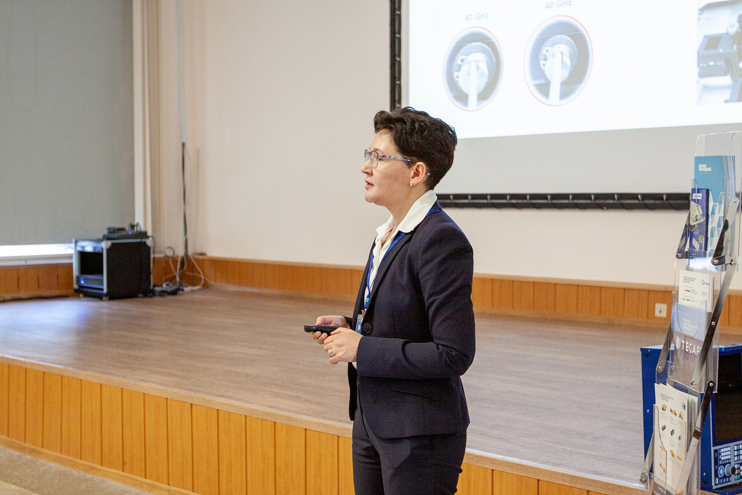 Итоги семинара «Измерение ВЧ- и СВЧ-характеристик в коаксиальном тракте и на пластинах»