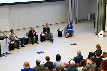 СУНЦ НГУ отметил своё 62-летие