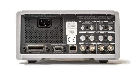 Генератор сигналов АКИП-7SG386 Генератор сигналов АКИП-7SG386