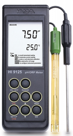  рН/мВ/°С-метр с автокалибровкой влагозащищенный Hanna Instruments HI9125