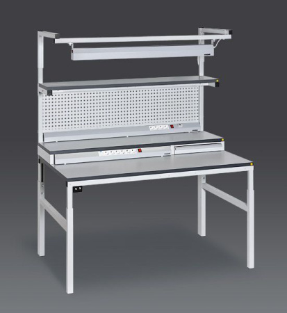 Приборно-инструментальная полка антистатическая VIKING ПО-ИП-15-4 ESD RAL 7012 темно-серая Приборно-инструментальная полка антистатическая VIKING ПО-ИП-15-4 ESD RAL 7012 темно-серая