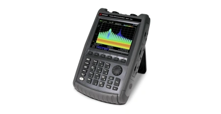 Портативный комбинированный СВЧ-анализатор Keysight FieldFox N9950B